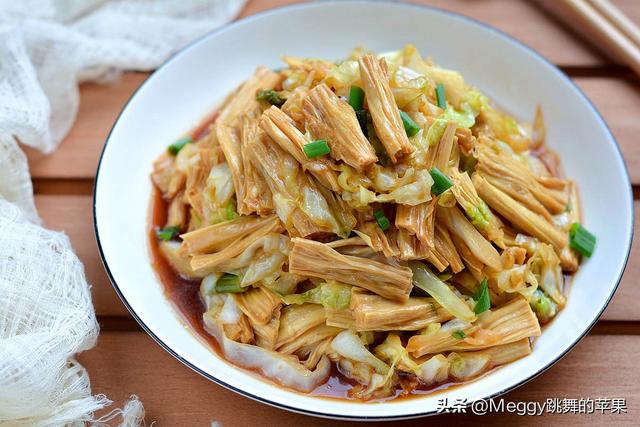 食堂小炒菜谱1000大全，学校食堂炒菜菜谱（端上桌全是抢手菜）