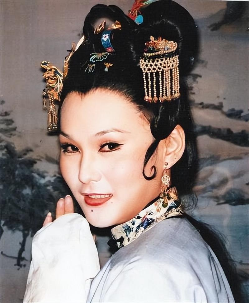 邵氏艳星胡锦:出演风月片是福,是祸,是遗憾,两度患癌使我清醒