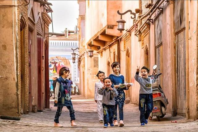 新疆日照时间多长，新疆日照时间长吗（新疆刷新了我的知识盲区）