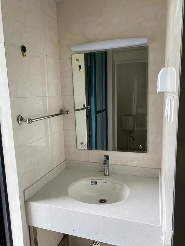 南京大学的宿舍条件怎样，南京大学的宿舍条件怎样知乎（这些学校的研究生宿舍长这样）