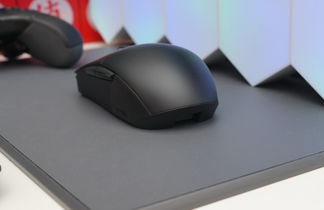 鼠标图标怎么换，如何自定义更改鼠标指针图标（可自更换微动的ROG）