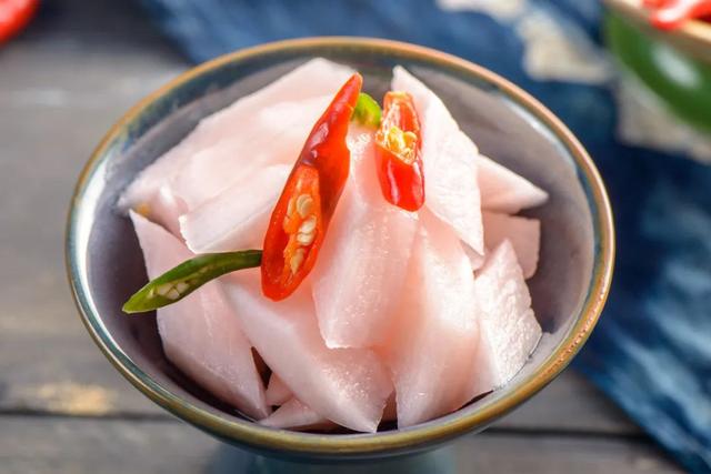 贵阳有什么好吃的，贵阳十大好吃的菜（入夏必去的美食之都）