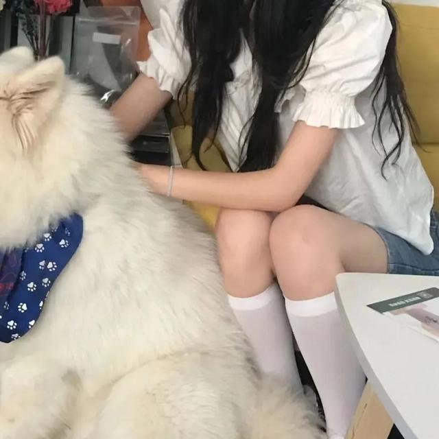 “你回头看看我 我不信你两眼空空”，再多的不舍也要用心割舍你回头看看我（情头，我在你心里留下了什么图片）