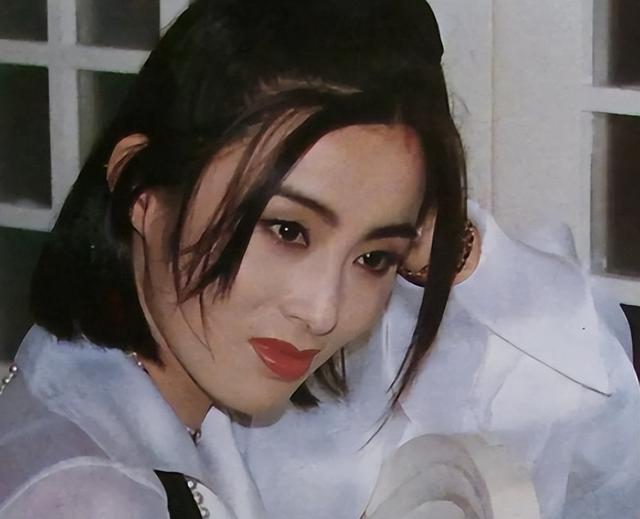 丹凤眼是什么样的，丹凤眼是什么样子的人（难怪大家会喜欢“丹凤眼”女星）