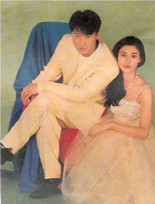 黎明女粉合照，流水的女神。盘点百搭天王黎明和美女们的合照。