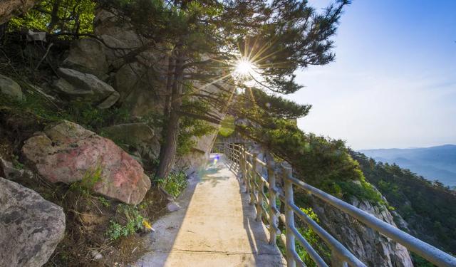 天蒙山简单介绍，天蒙山多高（天蒙山中的冬日美景）