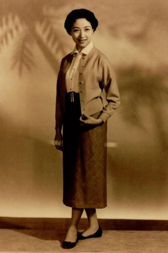 杜近芳现代京剧艺术欣赏，杜近芳“十大名剧”掠影