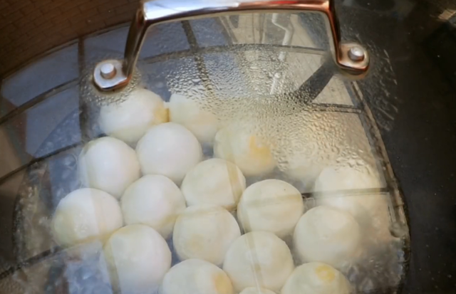 正月十五元宵节吃什么，正月十五元宵节能吃什么（正月十五元宵节）