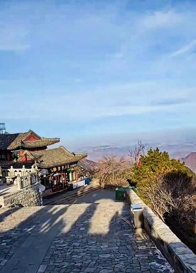 泰山好玩吗，泰山旅游攻略（此生不老，必去泰山）