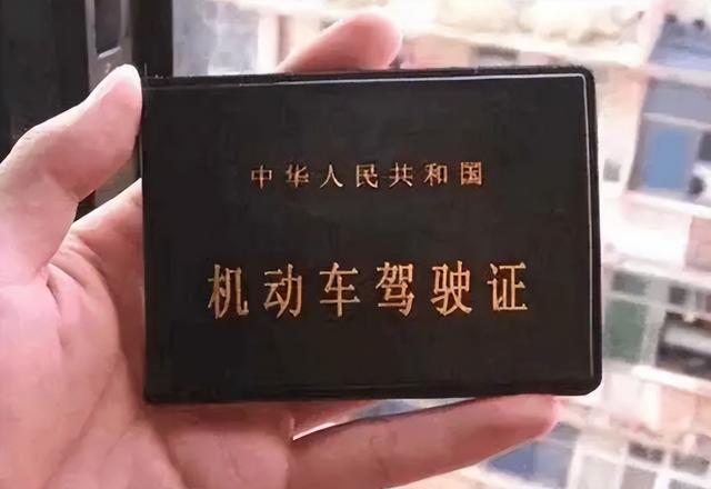 办理兵役证需要带什么证件，办兵役证要带啥（2022高考学生注意）