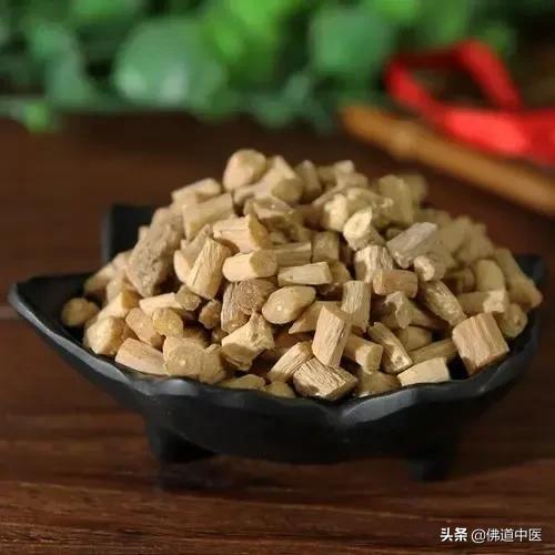 牛膝功效与作用，牛膝的具体功效与作用（之牛膝）