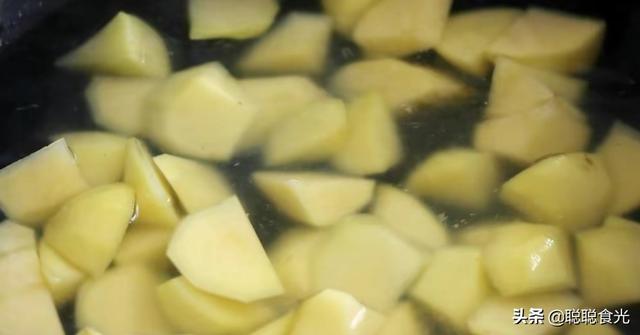 干香菇有保质期吗，干香菇一般要泡多久才能食用（建议家中常备这几种菜）