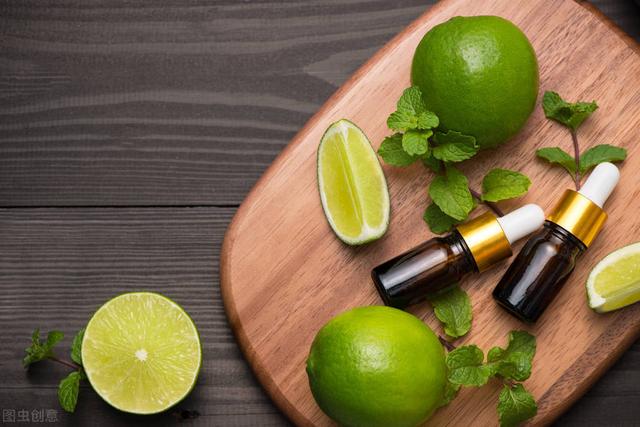 冻干粉的正确使用方法，冻干粉怎么使用（精华油的正确使用方法面部）