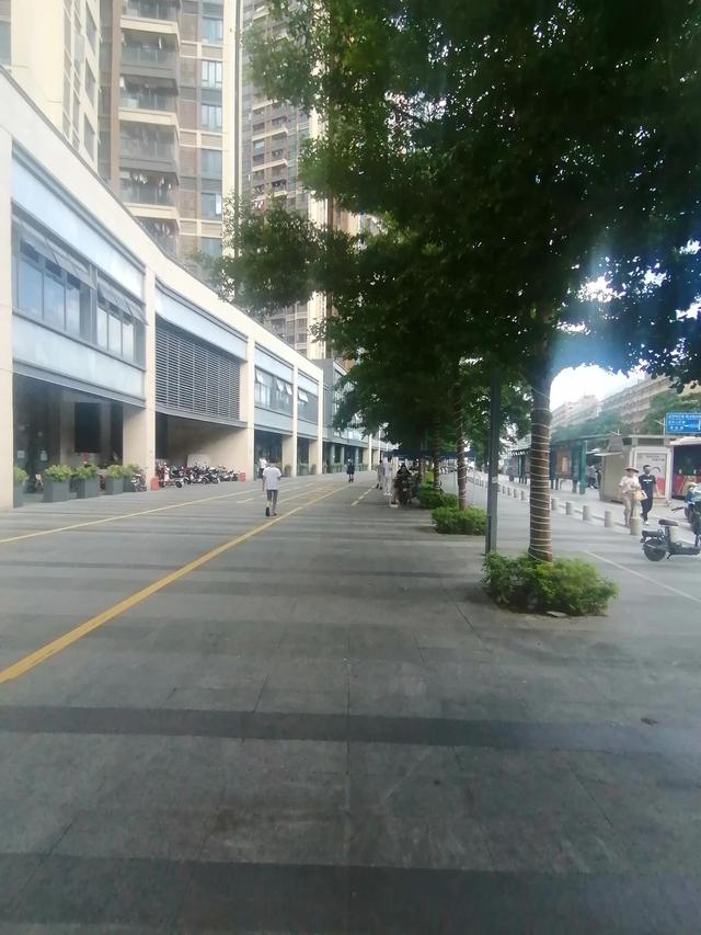 今天天气好晴朗，今天天气好晴朗的句子（今天天气好晴朗的句子怎么写）