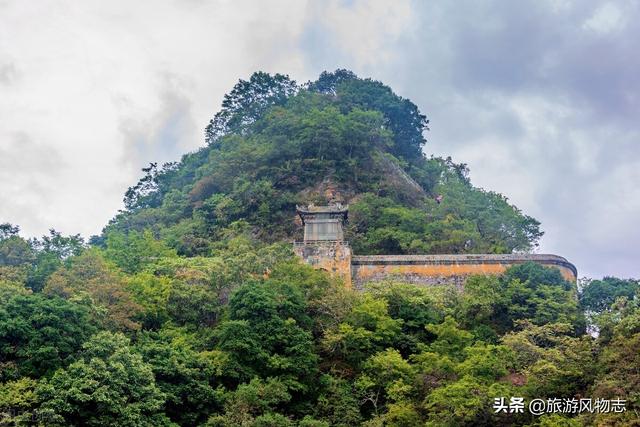 梵净山景点介绍，梵净山旅游攻略（中国最美的5座“金顶”）