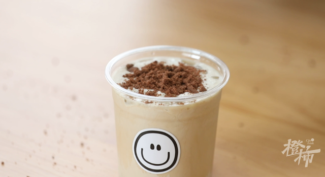 百利甜酒兑什么最好喝，百利甜酒的几种爽爆了的喝法（挑战便利店12种饮料的神仙混搭）