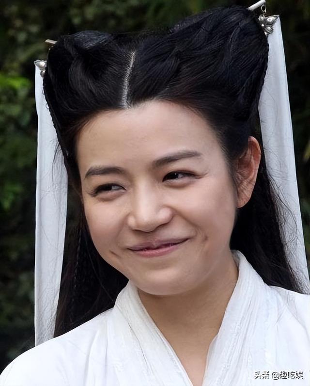 “清纯女孩”陈妍希：18岁出国，23岁出道，31岁嫁给陈晓