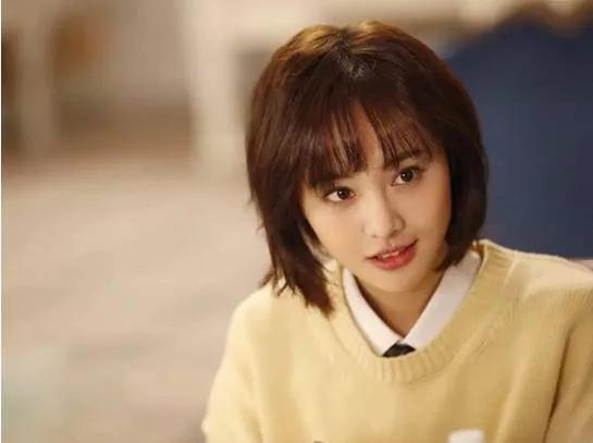 一起来看流星雨楚雨荨，何心言的扮演者（盘点娱乐圈里的那些“劣迹女星”）