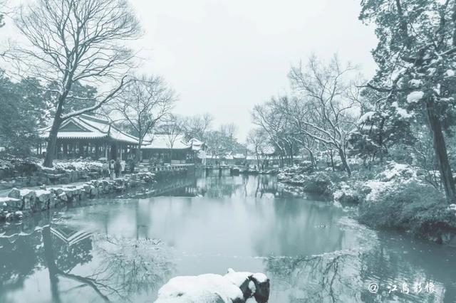 经典花诗歌句子，诗与花唯美句子（10首咏雪诗词）