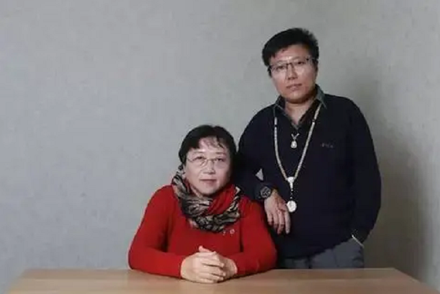 李银河的个人资料简介，李银河简介（李银河与出租车司机的“跨性别恋情”）