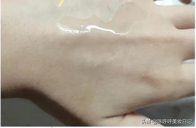 乳液怎么用，乳液什么牌子好用（精华液和乳液哪一个先用）