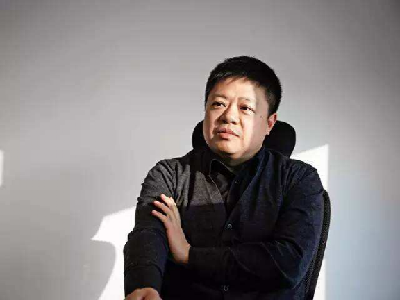 白云黑土是什么梗，我是白云我是黑土是什么梗（9位各具风格的总导演）
