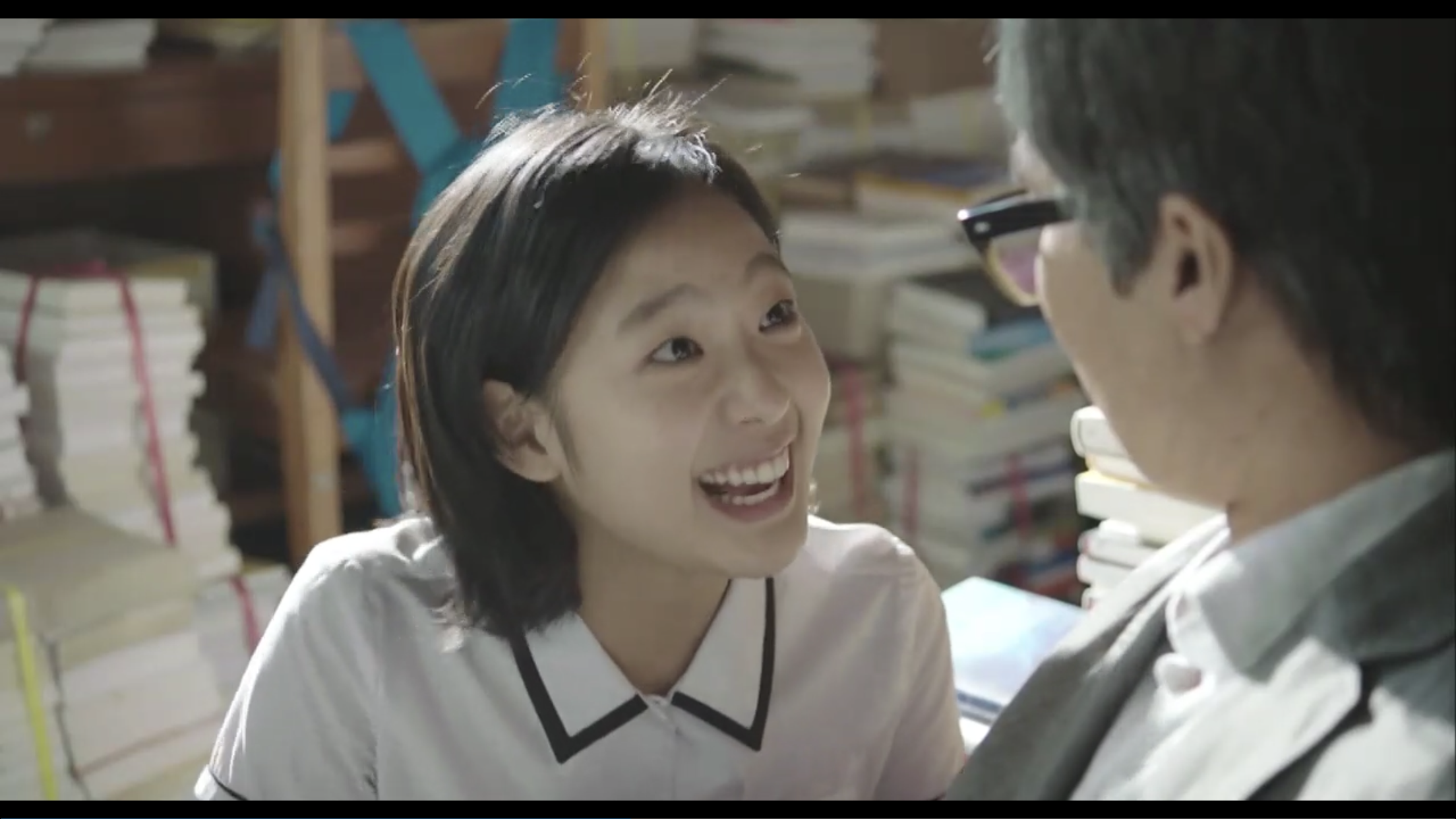 七旬老人与少女之间的唯美爱情故事,韩国电影《银娇》