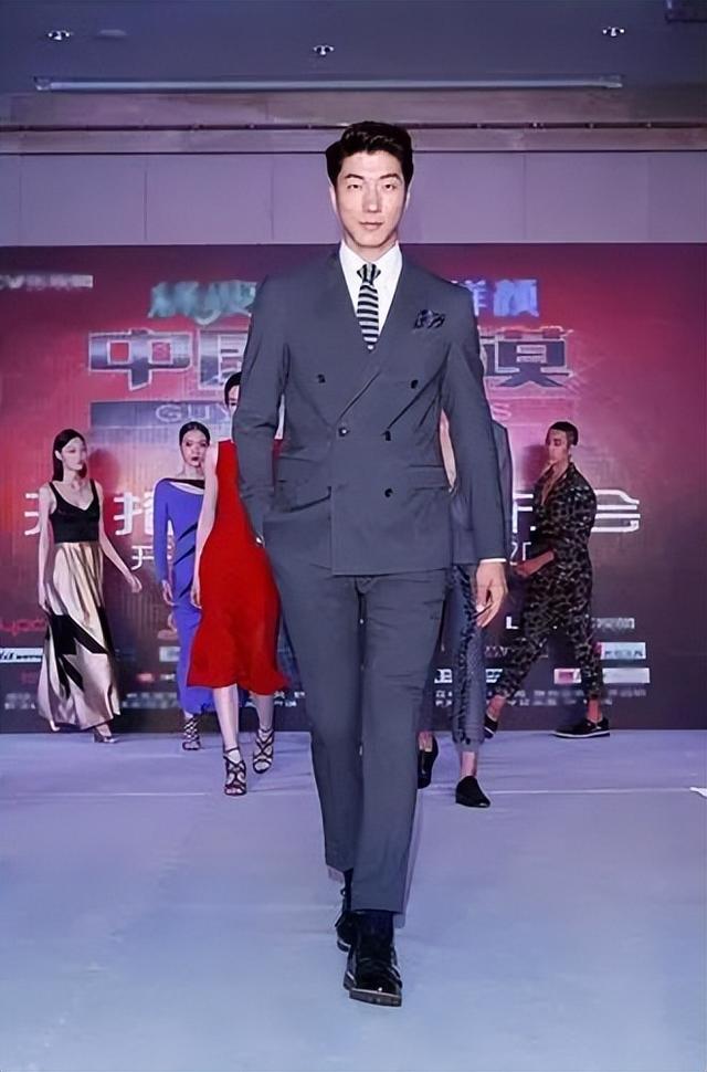 张亮个人资料，城固县张亮个人资料（33岁做两个孩子的爸爸）