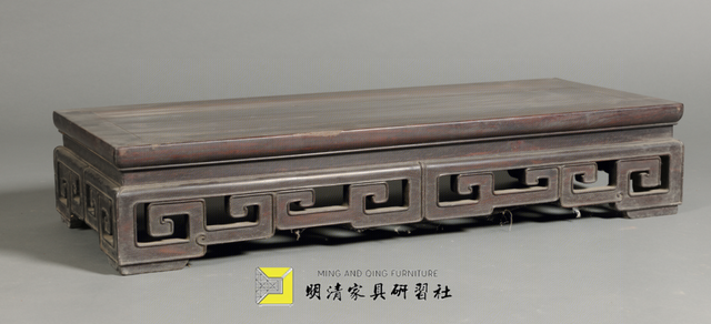 坐与座区别用法，座跟坐有什么区别（踏脚安坐，惬意安适）