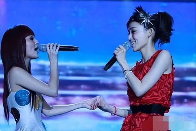 张韶涵和范玮琪之间发生了什么事，范玮琪：搭讪韩红被无视