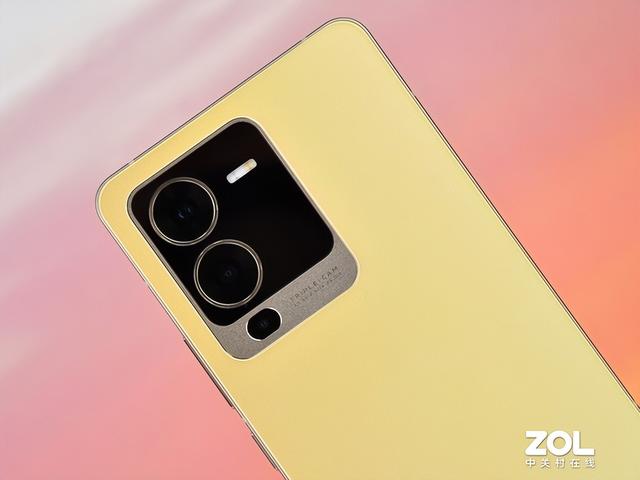 vivo s15详细参数，vivo（一款人像旗舰研究上性能了）