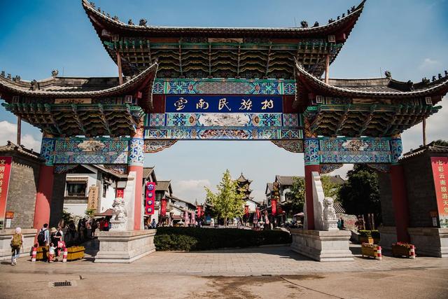 昆明哪些地方好玩，昆明好玩的地方有哪些（中国昆明具有吸引力的7个旅游地方）