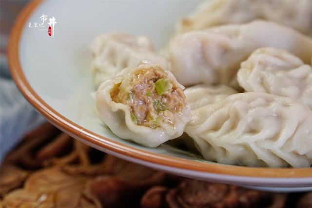 怎么包饺子好看又简单，教菜鸟简单包饺子方法（牢记“3放2不放”）