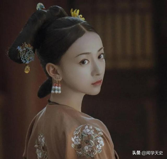 乾隆有几个皇后，乾隆有几个皇后陪葬（三个皇后谁是他的真爱）