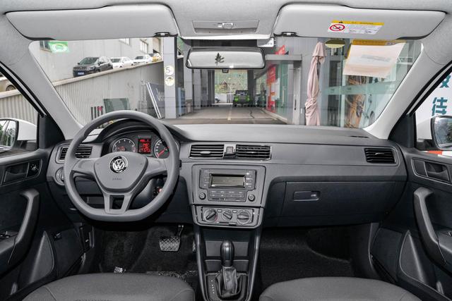 十万左右买什么车好，十万以内买什么车好（推荐10款性价比车型）