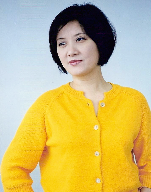 张国立的婚姻史，张国立与罗秀春离婚34年