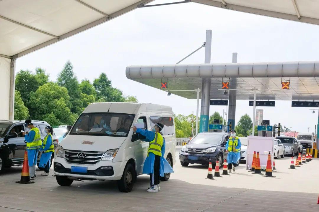 太仓无忧家电维修图片大全 确保太仓德国中心 开业用电无忧 太仓供电公司全方位检查用电设备