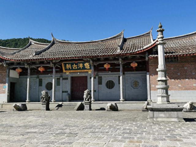 今游龟山寺，好风景共分享
