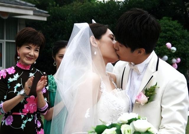 因为爱情有晴天剧情，因为爱情有晴天剧情介绍（这部大火的剧和《回家的诱惑》这么像）