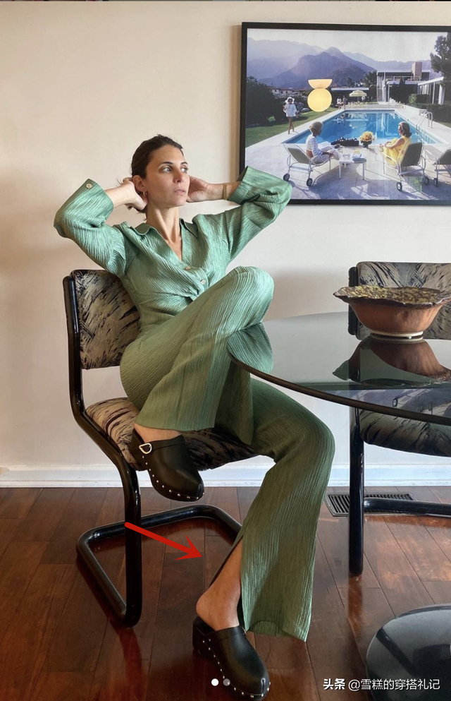 牛仔裤怎么卷裤脚，怎么卷裤腿潮人搭配（最近火了一种裤子叫）