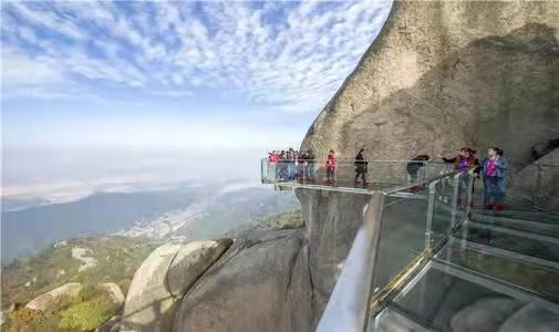 巨石山在哪里，巨石山在什么地方（安徽安庆巨石山）