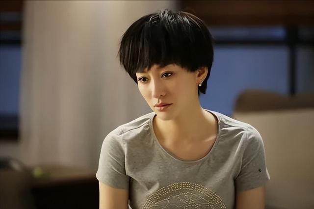 李小冉鄢颇事件到底怎么回事，李小冉与鄢颇分手10年