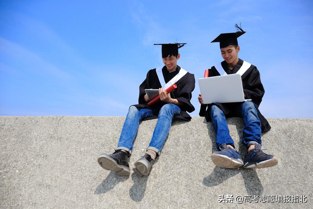 研究生考试要带什么（高考进入大学后）