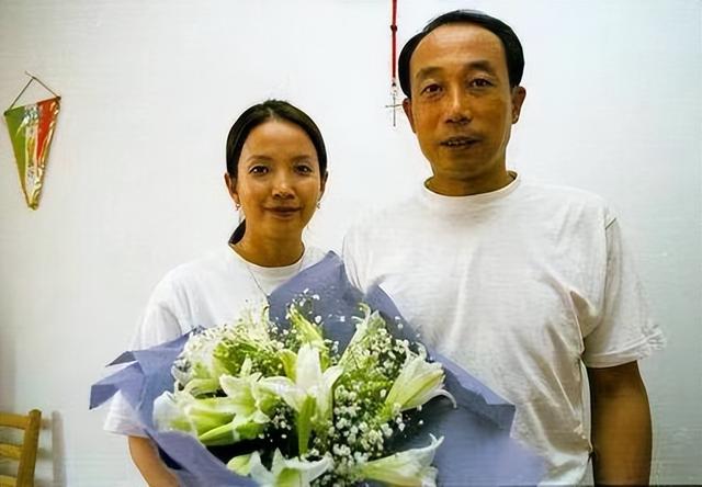 吕丽萍孙海英，吕丽萍孙海英基督教（结婚20年恩爱如昔）