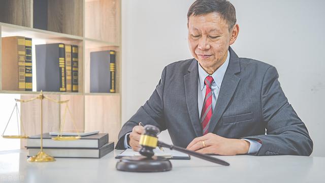 别人借钱不还怎么办最有效的方法，亲戚朋友同学别人借钱不还怎么办（只有这些情形打官司才有效）