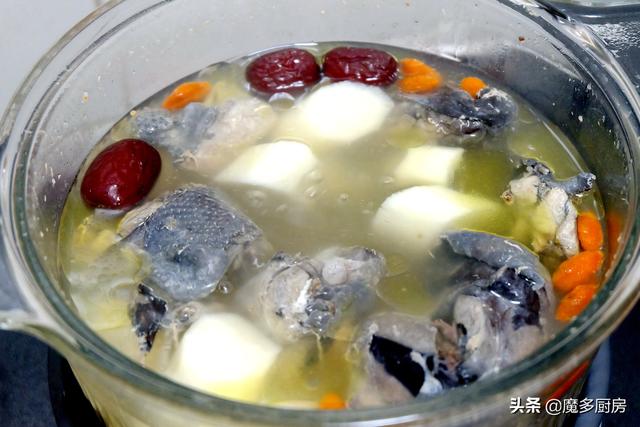 炒烙饼家常做法正宗炒烙饼怎么做，如何烙炒饼的饼（怪不得北方人这么爱吃炒饼）