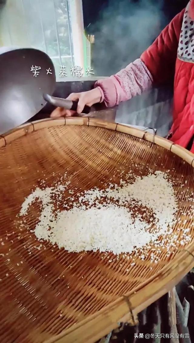 糯米糍粑怎么做，糯米糍粑怎么做好吃（糯米糍粑粑的手工做法）