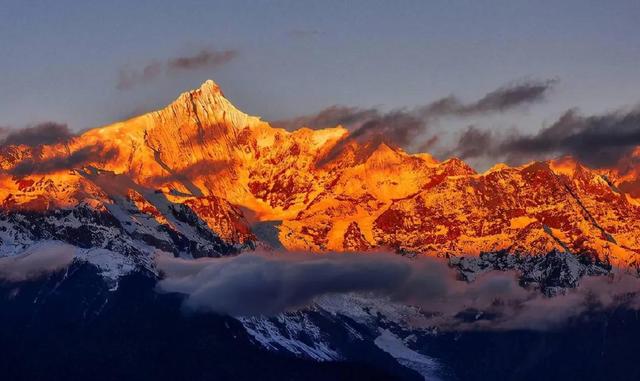 世界上最长的山脉是什么，世界最长的山脉（祖国大好河山欣赏之卡瓦格博峰）