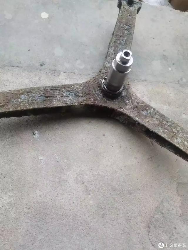 乒乓球拍怎么清洗，乒乓球拍胶皮脏了如何清洗（洗衣机长期使用后拆机实录集锦）