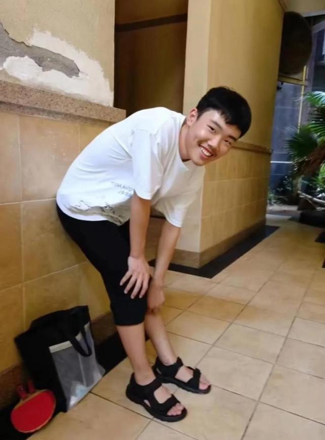 自缢是什么意思，自缢是什么意思解释（警方认定胡鑫宇是自缢死亡）